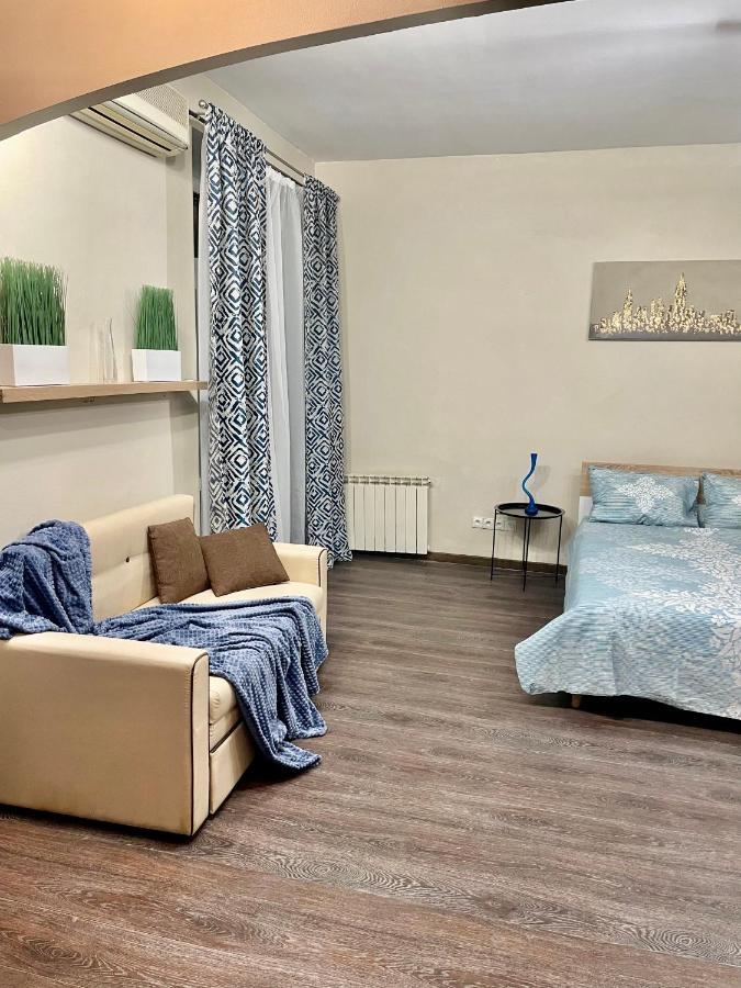Apartment Near Zybitskaya ミンスク エクステリア 写真