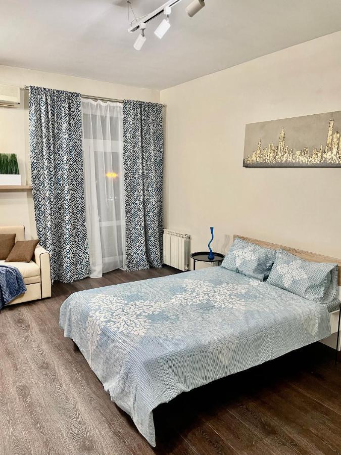Apartment Near Zybitskaya ミンスク エクステリア 写真