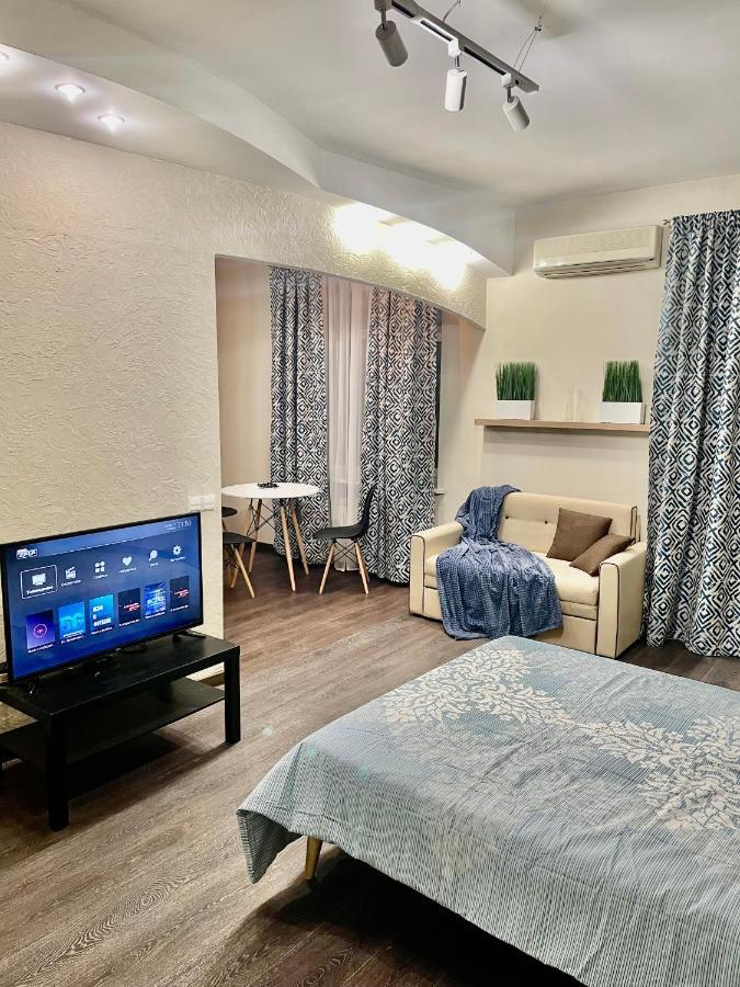Apartment Near Zybitskaya ミンスク エクステリア 写真