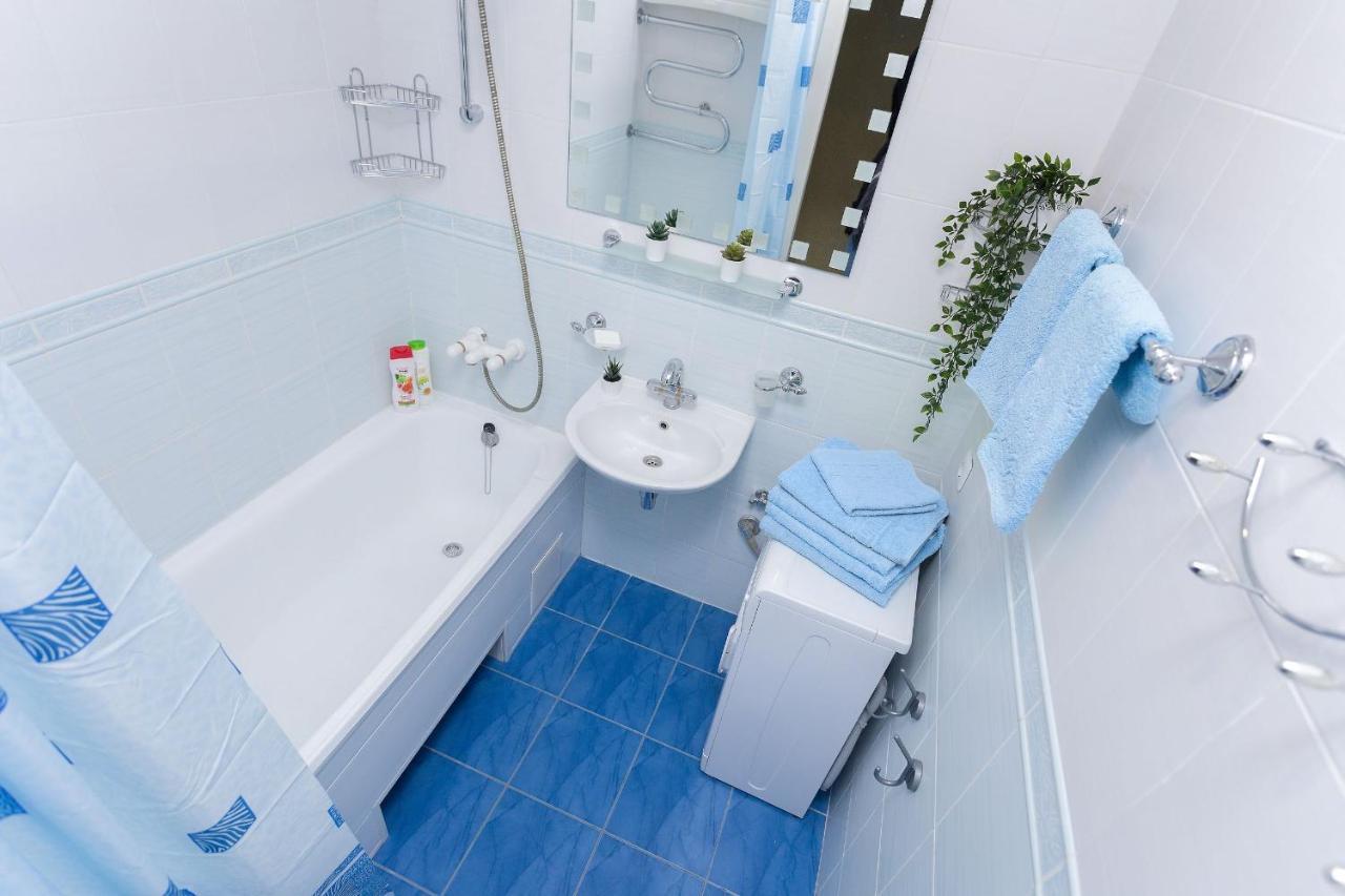 Apartment Near Zybitskaya ミンスク エクステリア 写真