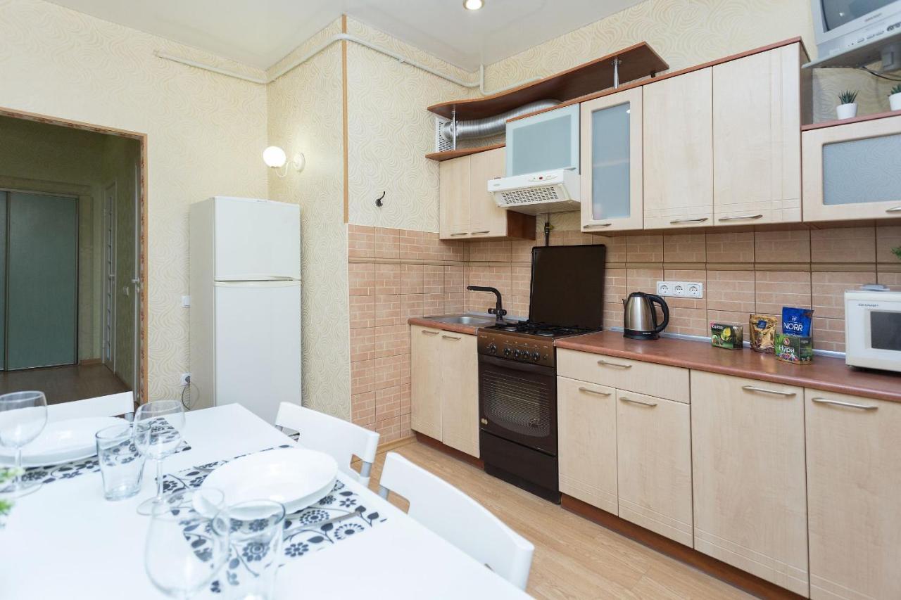 Apartment Near Zybitskaya ミンスク エクステリア 写真