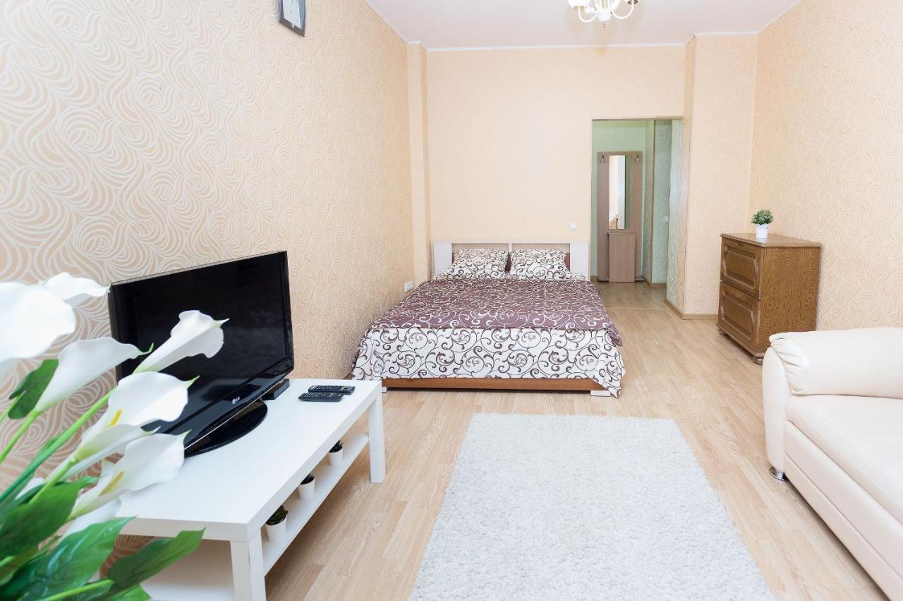 Apartment Near Zybitskaya ミンスク エクステリア 写真
