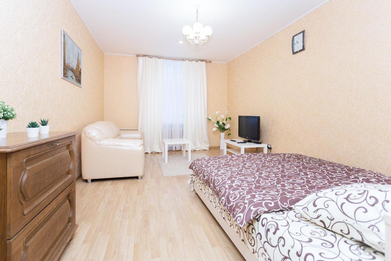 Apartment Near Zybitskaya ミンスク エクステリア 写真